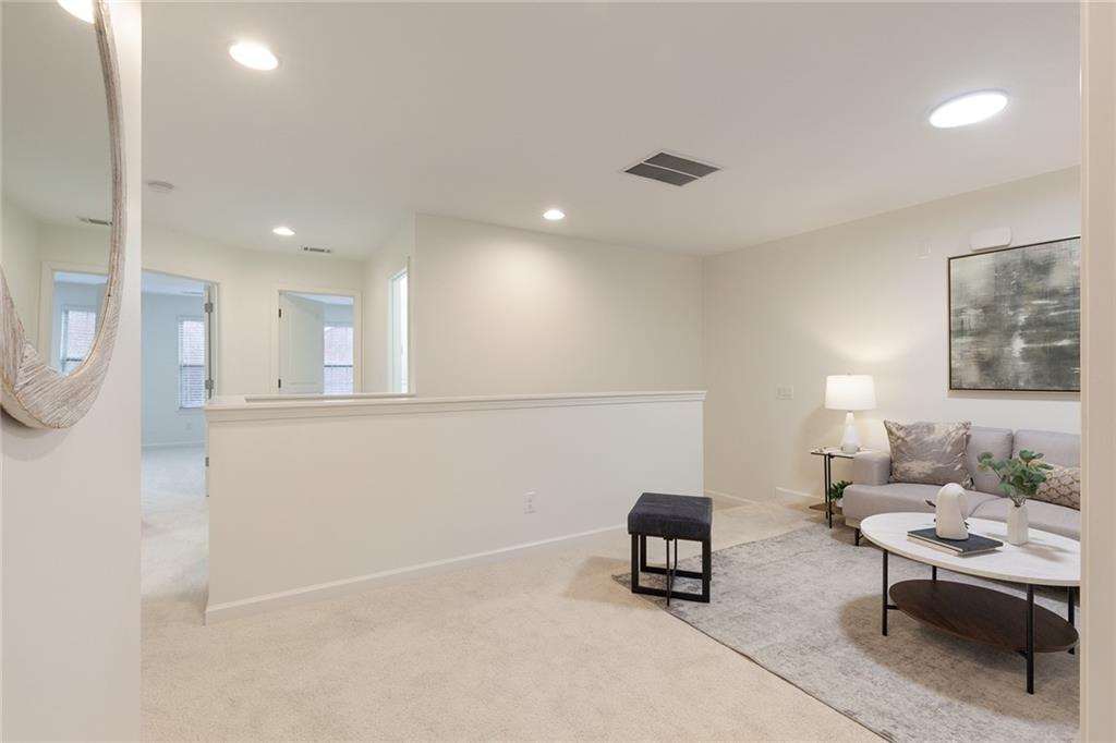 1571 Trailview Way Northeast Atlanta, GA 30329 - Photo 23 of 33