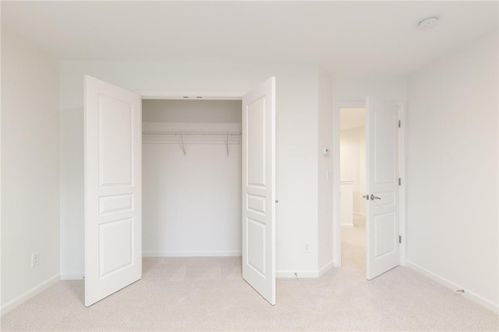 1571 Trailview Way Northeast Atlanta, GA 30329 - Photo 30 of 33