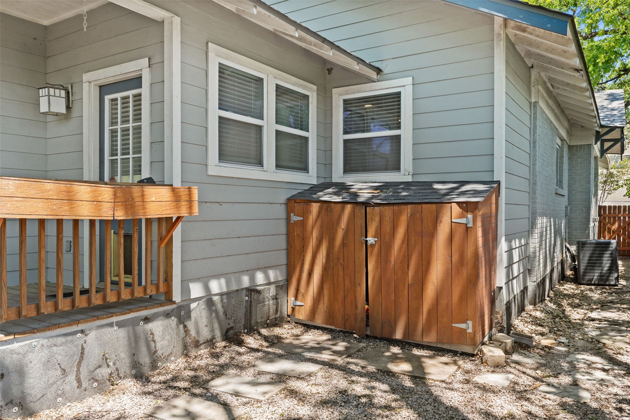 3203 East 18th Street Austin, TX 78721 - Photo 32 of 38