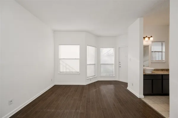 $1,550 | 5304 Indio Cove, Unit B, Austin, TX 78745