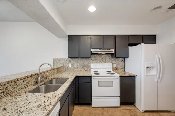 $1,550 | 5304 Indio Cove, Unit B, Austin, TX 78745