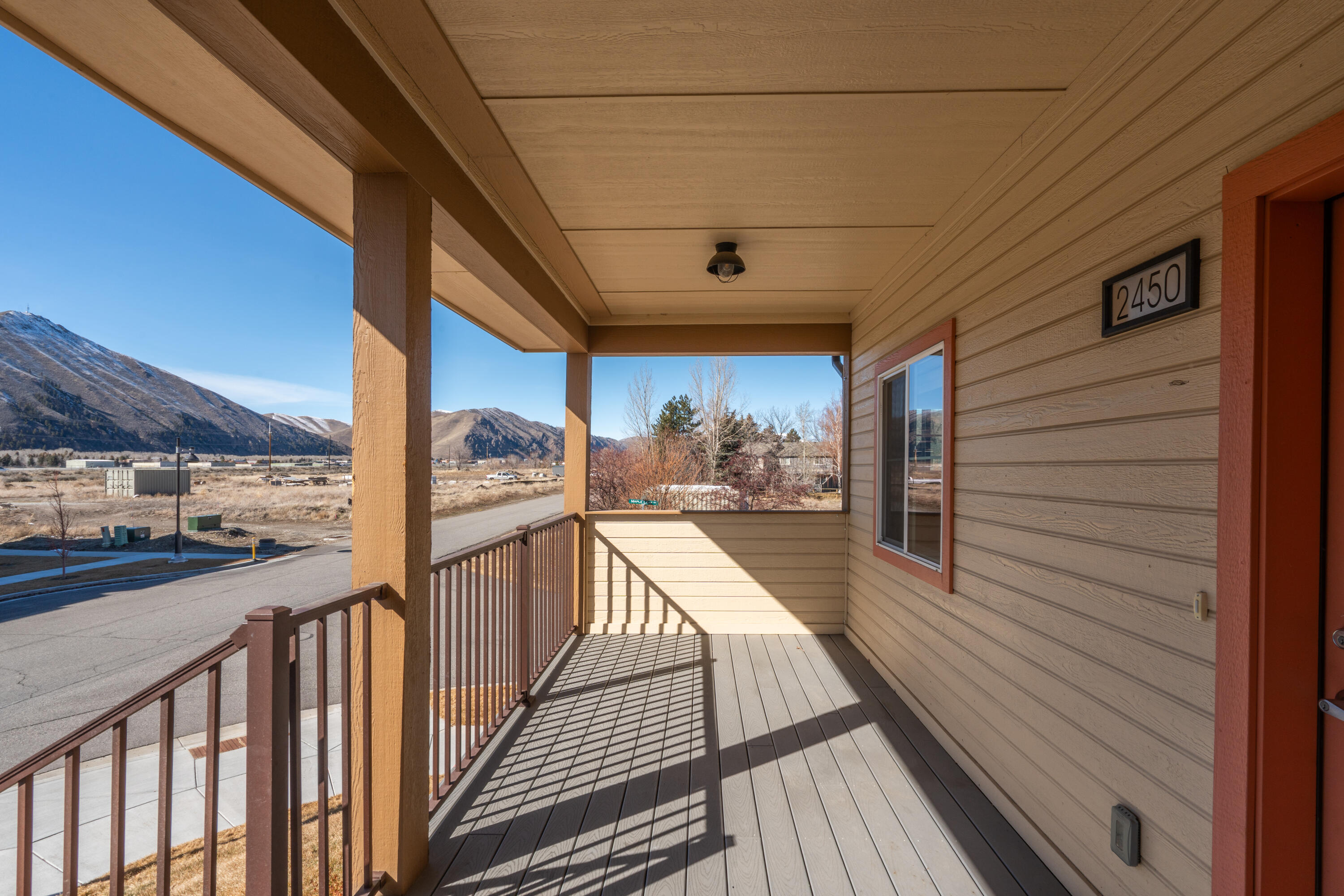 2450 Shenandoah Drive Hailey, ID 83333 - Photo 20 of 32 Front Entry Deck