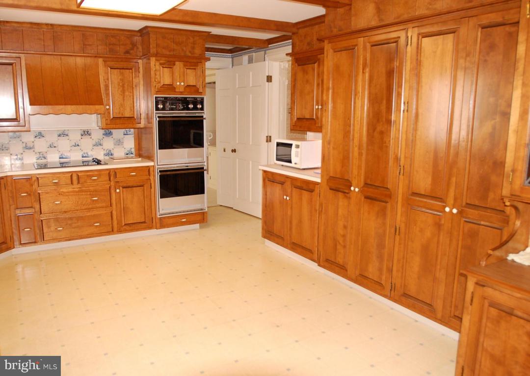 620 Millcross Road Lancaster, PA 17601 - Photo 11 of 31