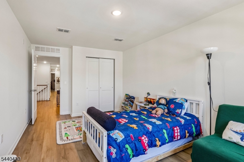 222 Myrtle Road Warren, NJ 07059 - Photo 18 of 27