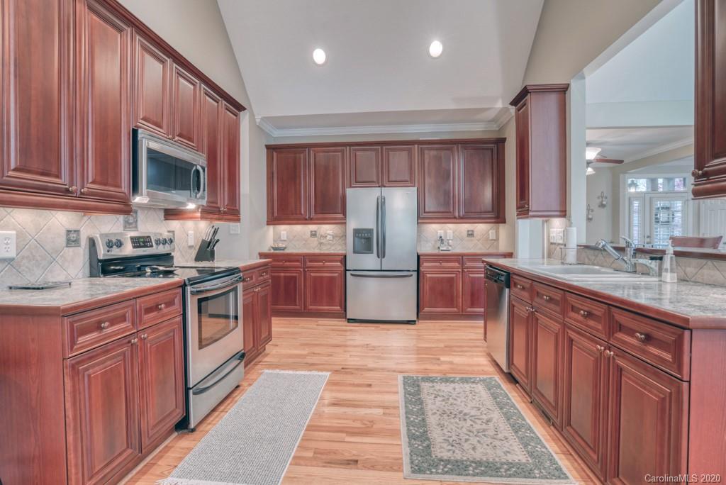 181 Quail Ridge Road Lake Lure, NC 28746 - Photo 23 of 47 Gallery Image 23