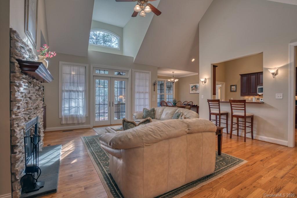 181 Quail Ridge Road Lake Lure, NC 28746 - Photo 8 of 47 Gallery Image 8