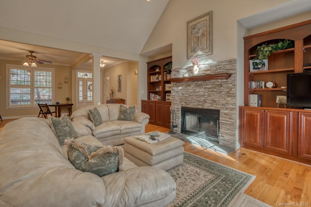 181 Quail Ridge Road Lake Lure, NC 28746 - Photo 10 of 47 Gallery Image 10