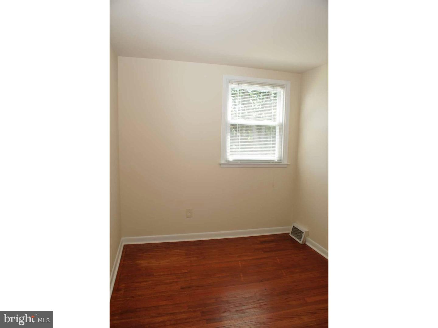 11833 Basile Road Philadelphia, PA 19154 - Photo 14 of 21 Gallery Image 14