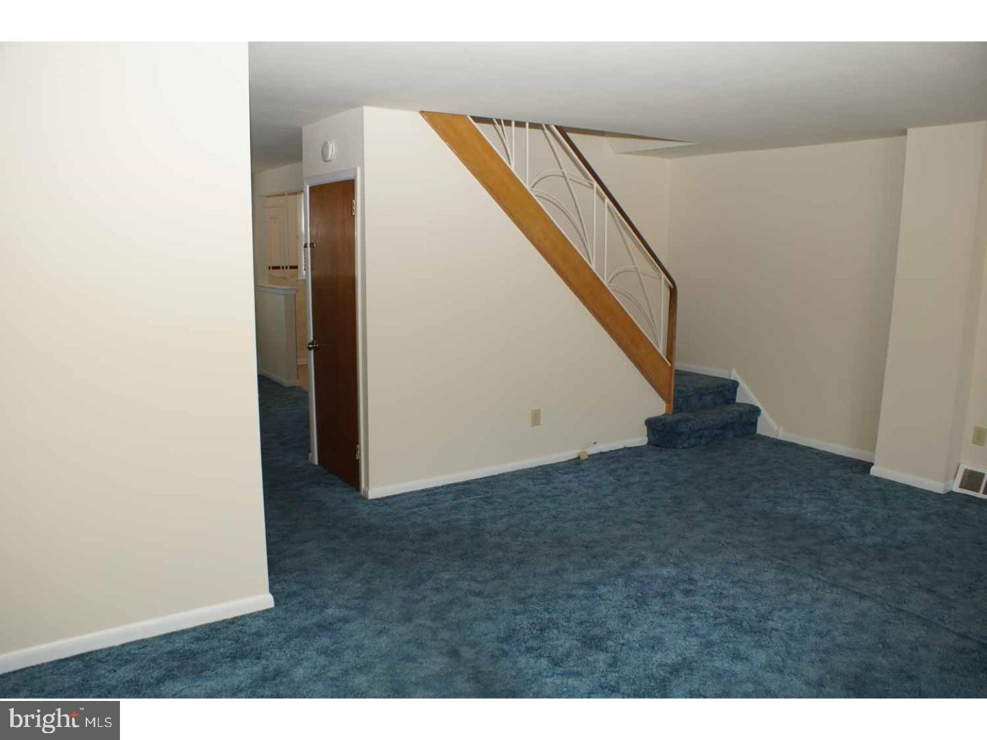 11833 Basile Road Philadelphia, PA 19154 - Photo 4 of 21 Gallery Image 4