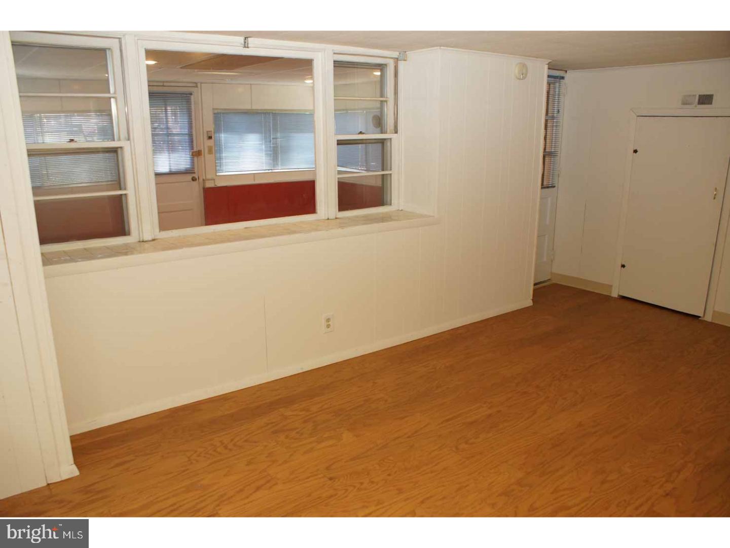 11833 Basile Road Philadelphia, PA 19154 - Photo 9 of 21 Gallery Image 9