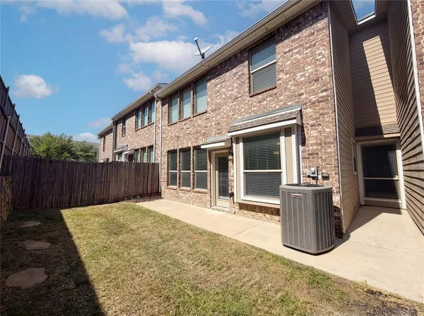 $405,000 | 3726 Venice Drive, Irving, TX 75038