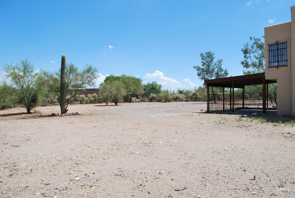 2880 North Tomas Road Tucson, AZ 85745 - Photo 11 of 16 Gallery Image 11