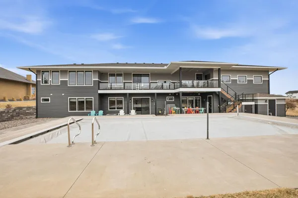 $1,299,900 | 4215 32nd Street South, St. Cloud, MN 56301