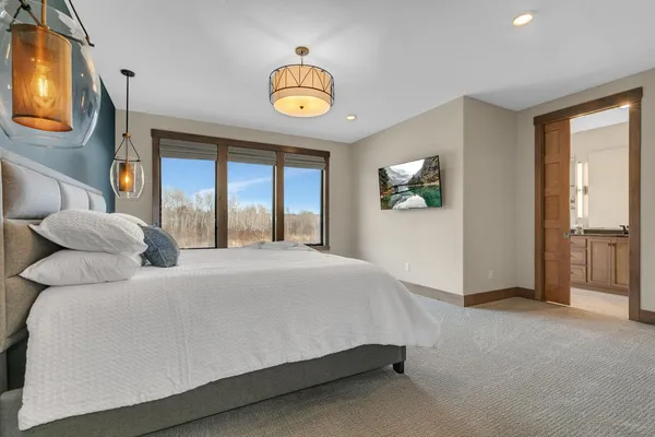 $1,299,900 | 4215 32nd Street South, St. Cloud, MN 56301