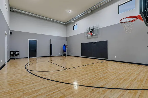 $1,299,900 | 4215 32nd Street South, St. Cloud, MN 56301