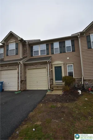 $2,400 | 233 Auburn Drive, Easton, PA 18042