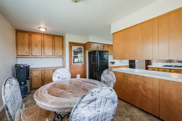 $2,600 | 18211 Mueschke Road, Cypress, TX 77433