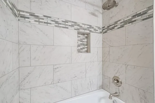 $2,600 | 18211 Mueschke Road, Cypress, TX 77433