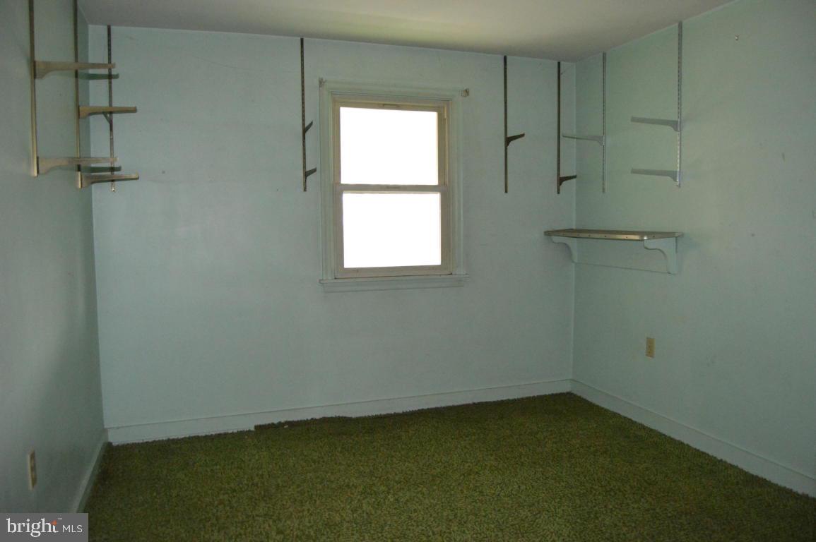 185 Akron Road Ephrata, PA 17522 - Photo 7 of 11 Gallery Image 7
