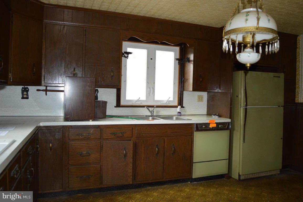 185 Akron Road Ephrata, PA 17522 - Photo 10 of 11 Gallery Image 10