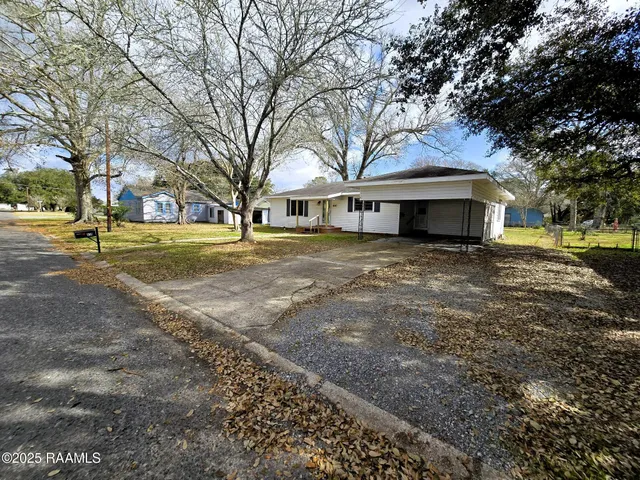 $83,600 | 830 North 6th Street, Eunice, LA 70535