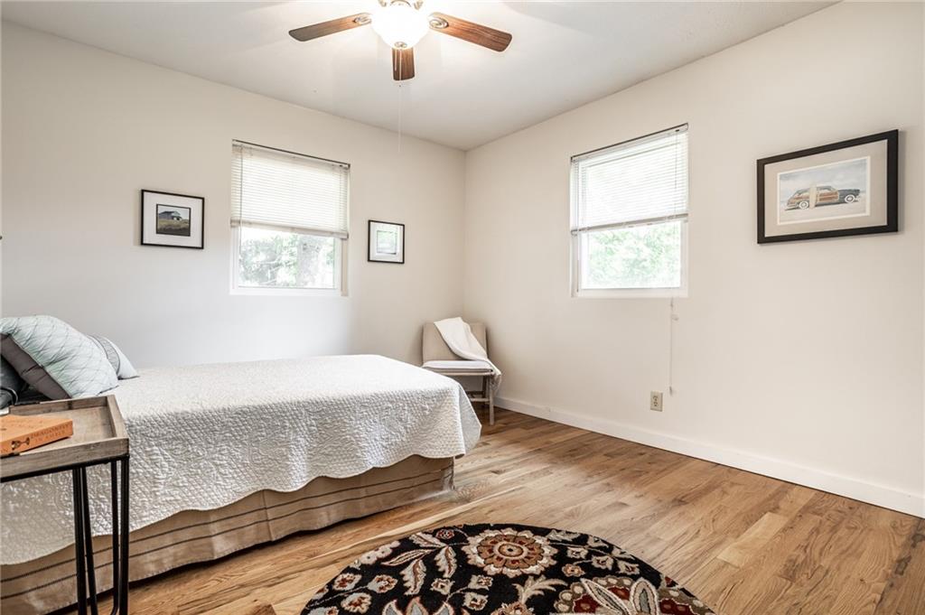 7045 Allisonville Road Indianapolis, IN 46220 - Photo 16 of 31 Gallery Image 16