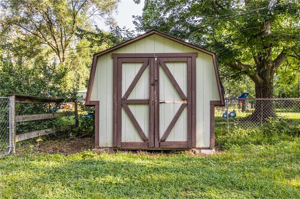 7045 Allisonville Road Indianapolis, IN 46220 - Photo 25 of 31 Gallery Image 25