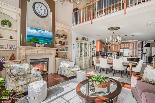 $899,000 | 45 Tiller Court | Charleston