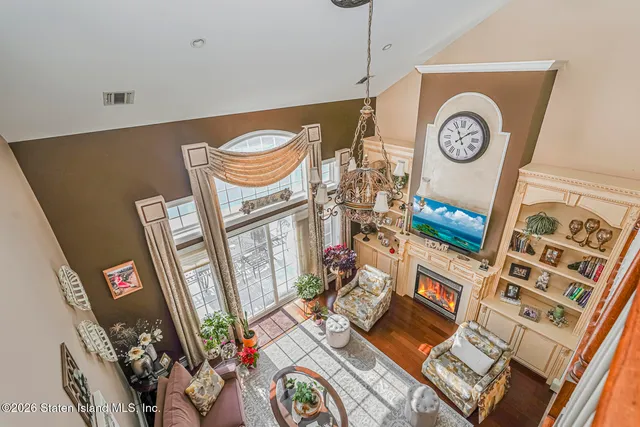 $899,000 | 45 Tiller Court | Charleston