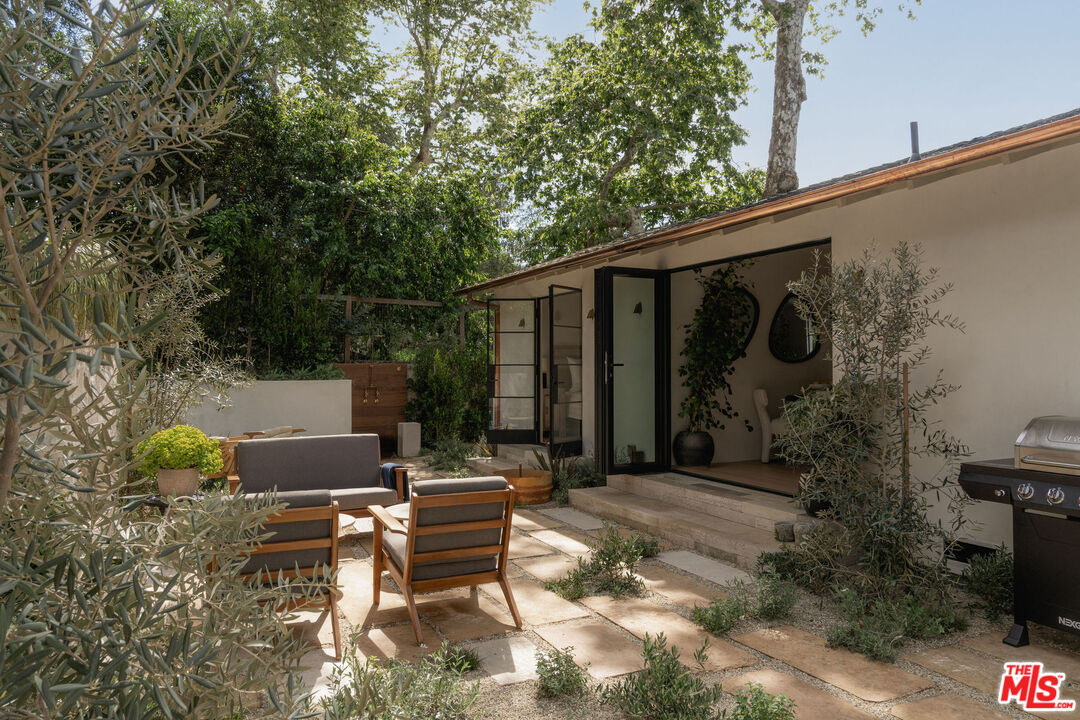 159 Loureyro Road Santa Barbara, CA 93108 - Photo 6 of 25 Gallery Image 6