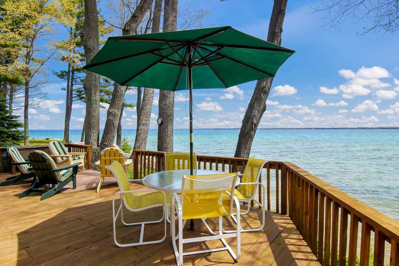 12440 Bluff Road Traverse City, MI 49686 - Photo 22 of 29 1861286-21.JPG