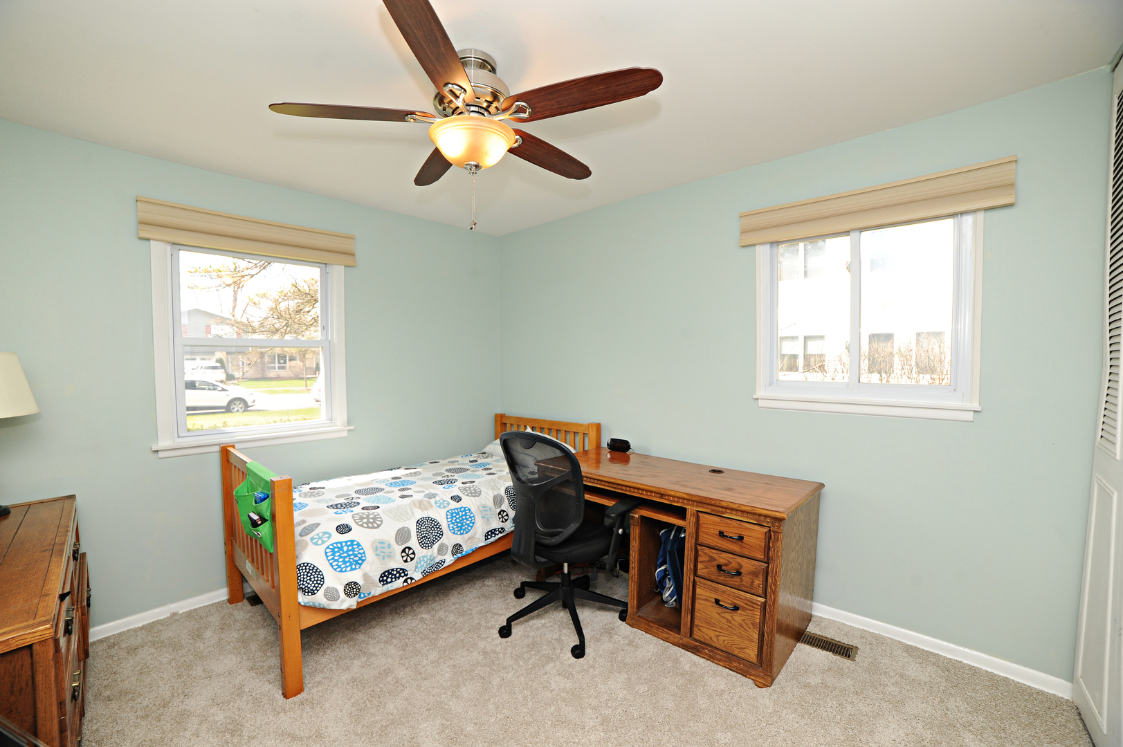 705 North Rohlwing Road Palatine, IL 60074 - Photo 15 of 23