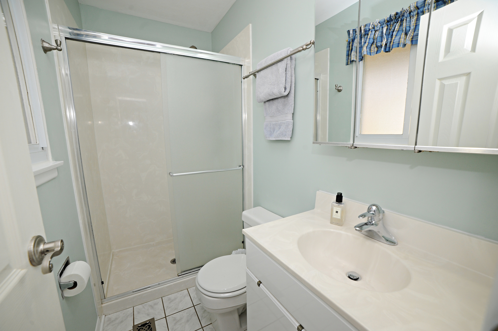705 North Rohlwing Road Palatine, IL 60074 - Photo 17 of 23