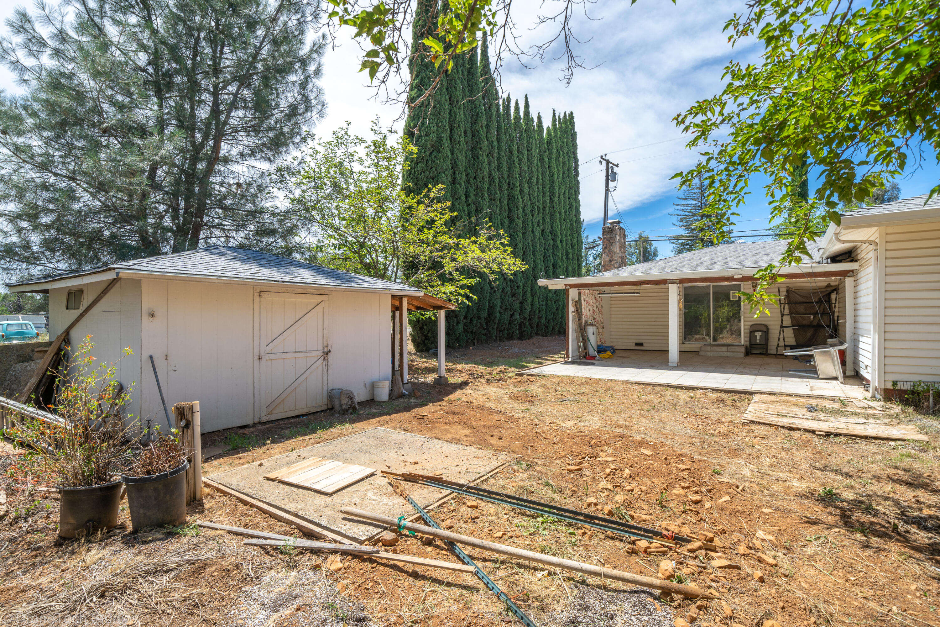 14527 Holiday Road Redding, CA 96003 - Photo 32 of 65 Exterior-19