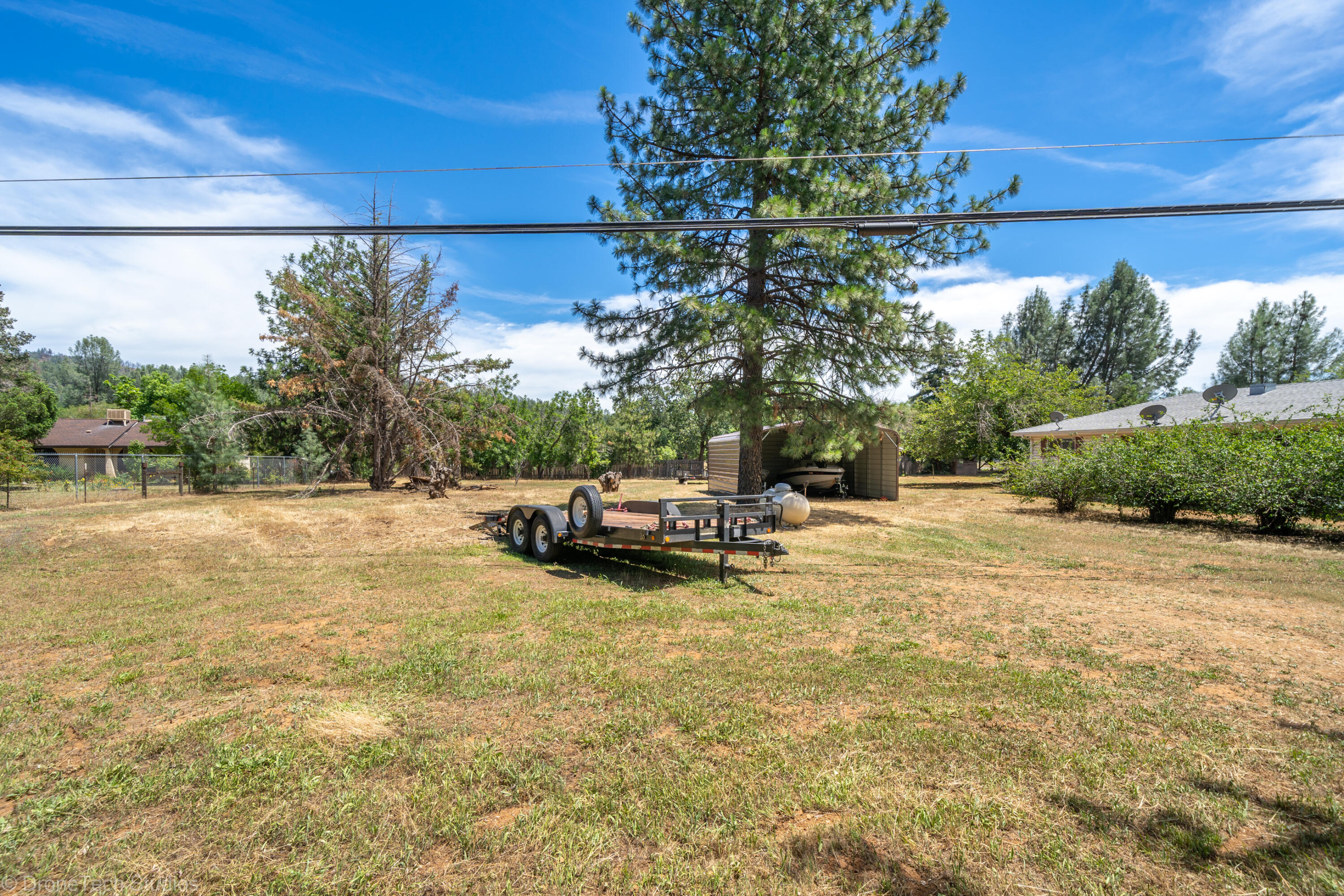 14527 Holiday Road Redding, CA 96003 - Photo 64 of 65 Exterior-32