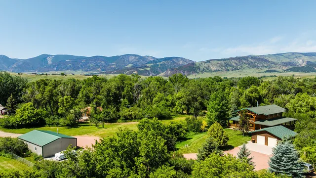 $1,095,000 | 716 Bridge Street, Dayton, WY 82836