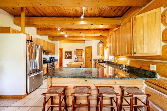 $1,095,000 | 716 Bridge Street, Dayton, WY 82836