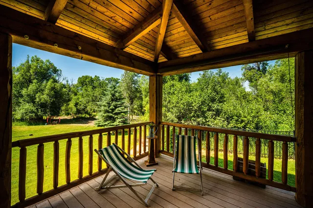 $1,095,000 | 716 Bridge Street, Dayton, WY 82836