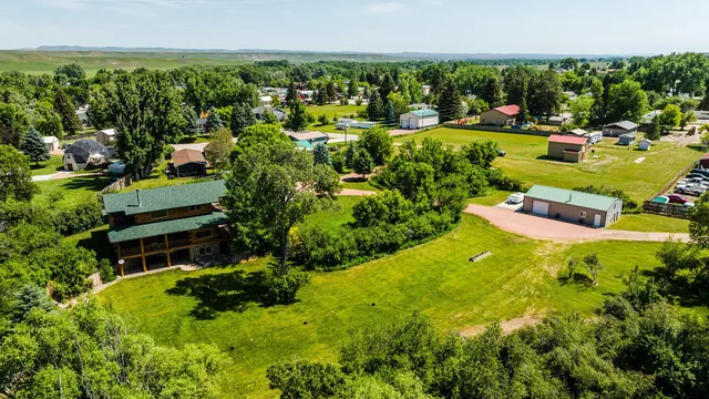 $1,095,000 | 716 Bridge Street, Dayton, WY 82836