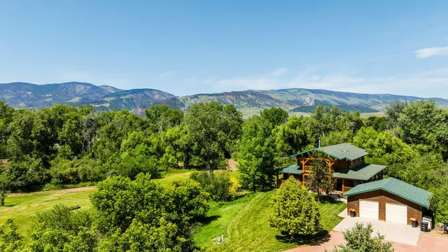$1,095,000 | 716 Bridge Street, Dayton, WY 82836