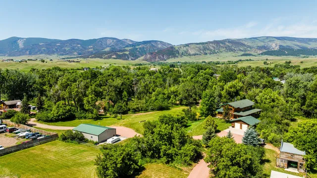 $1,095,000 | 716 Bridge Street, Dayton, WY 82836