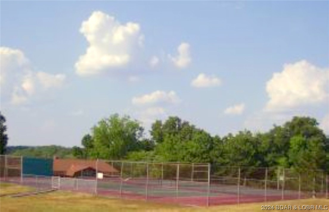 933 Round Table Drive Camdenton, MO 65020 - Photo 14 of 15 Tennis Courts
