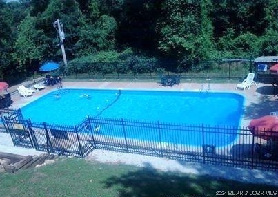 933 Round Table Drive Camdenton, MO 65020 - Photo 8 of 15 Community Pool 2