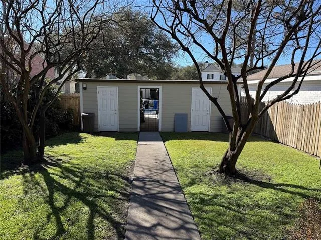 $2,300 | 22 Bluebird Street, New Orleans, LA 70124