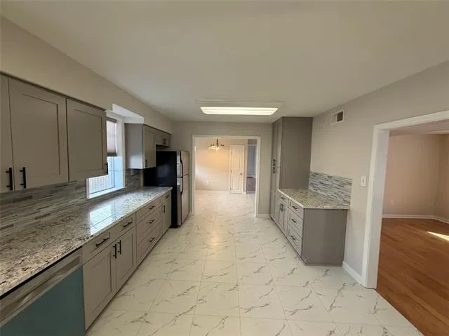 $2,300 | 22 Bluebird Street, New Orleans, LA 70124