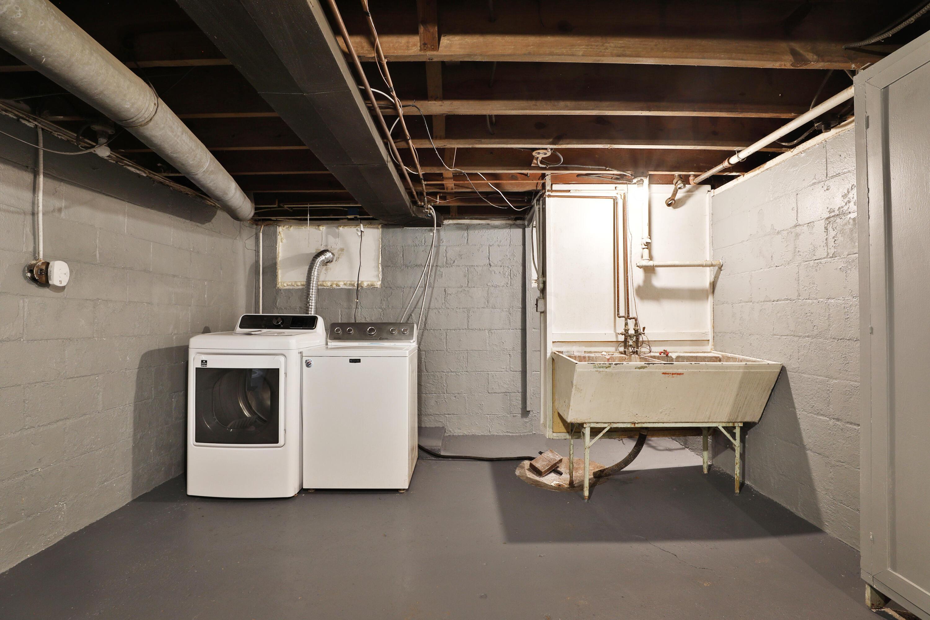 332 Mimring Road Columbus, OH 43202 - Photo 38 of 42 Basement