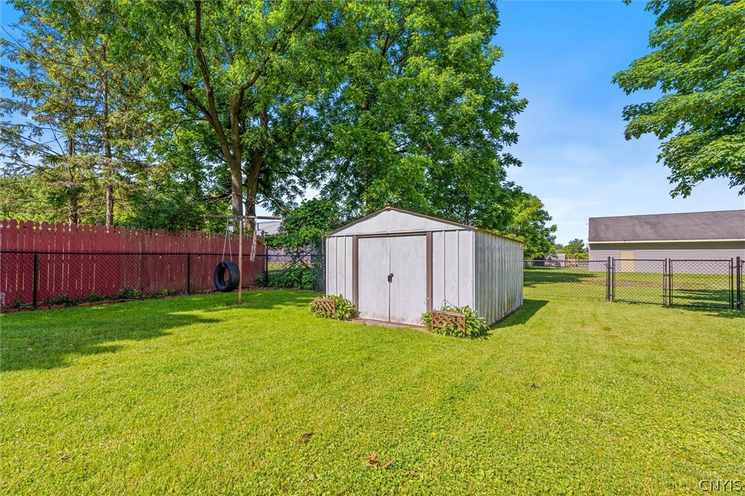 322 Sayles Street Oneida, NY 13421 - Photo 20 of 25 Shed