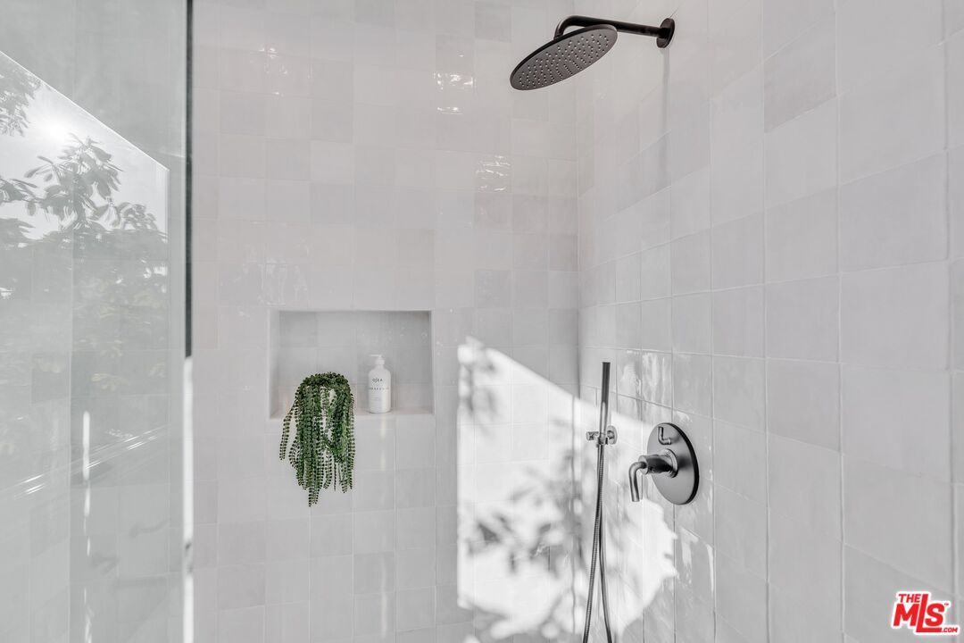 1071 Marco Place Venice, CA 90291 - Photo 25 of 39 a bathroom with a shower
