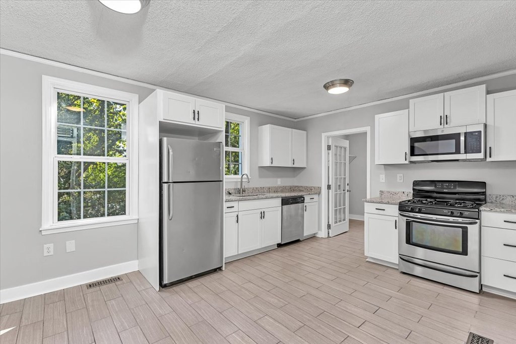 1027 Red Bird Road Augusta, GA 30904 - Photo 5 of 16