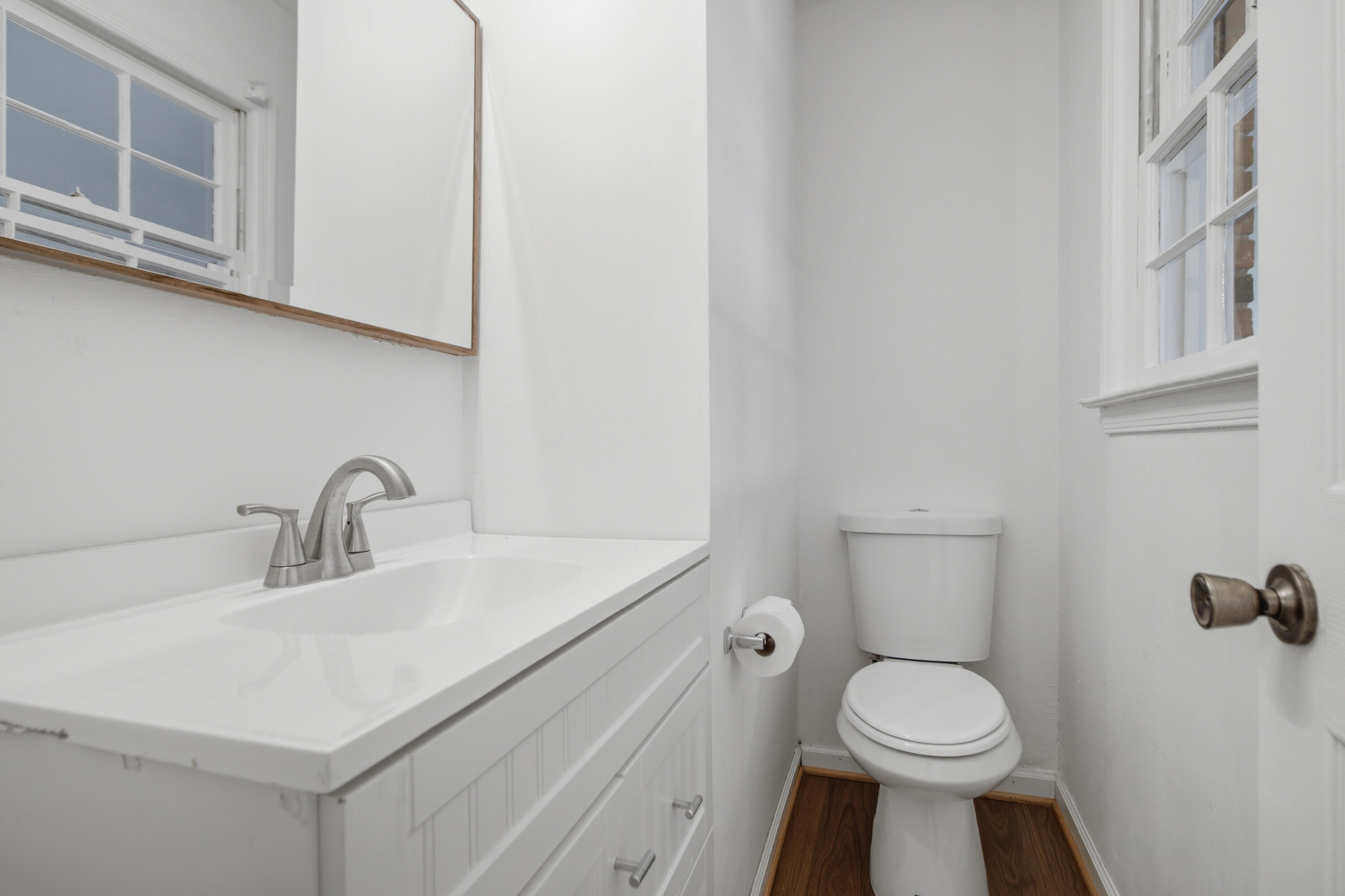 1144 Wyndham Road Charleston, SC 29412 - Photo 30 of 45 Primary 1/2 Bathroom